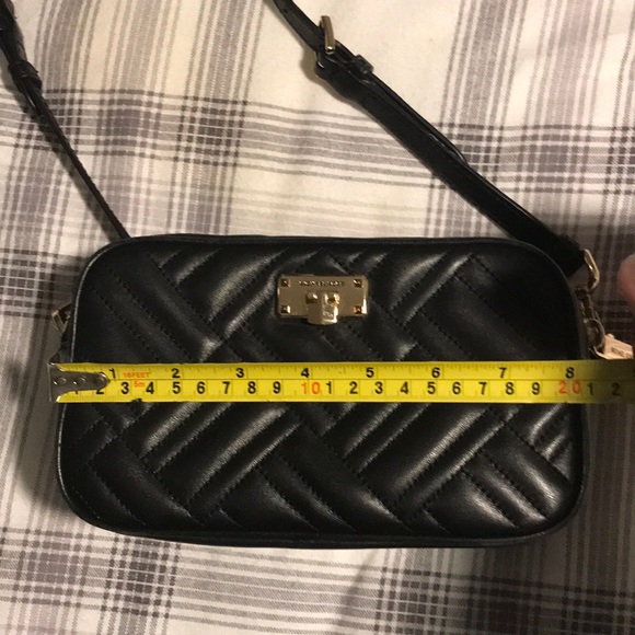 Michael Kors small cross body - Picture 6 of 8